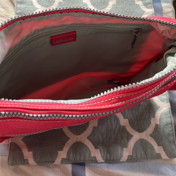 Kipling Red Crossbody Bag - Picture 2 of 3